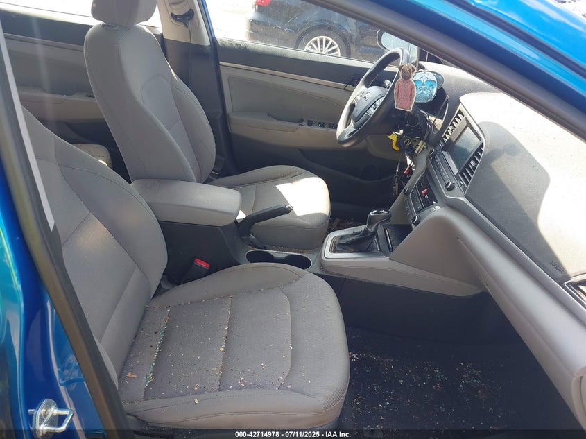 5NPD84LF2JH299884 2018 HYUNDAI ELANTRA photo no. 5