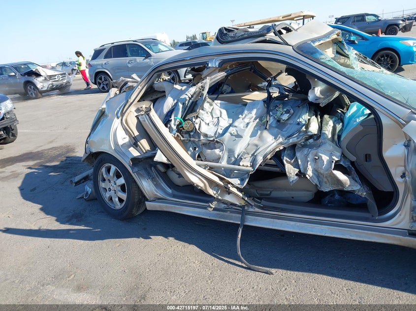 2002 Honda Accord 2.3 Ex VIN: JHMCG56672C021915 Lot: 42715197