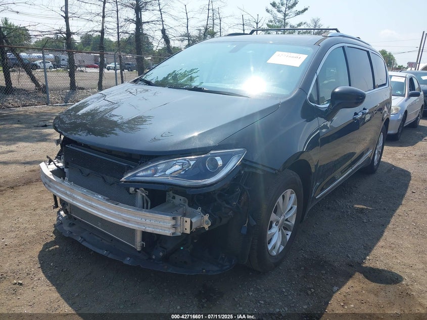 2019 CHRYSLER PACIFICA TOURING L - 2C4RC1BG8KR508594