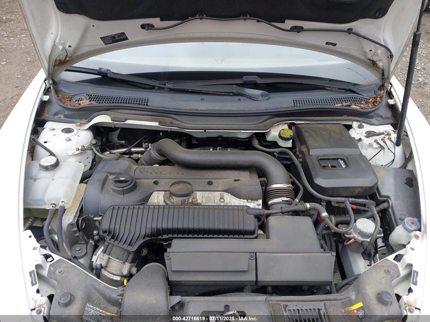 2008 VOLVO C70 VIN: YV1MC67278J052597