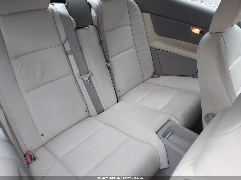 2008 VOLVO C70 VIN: YV1MC67278J052597