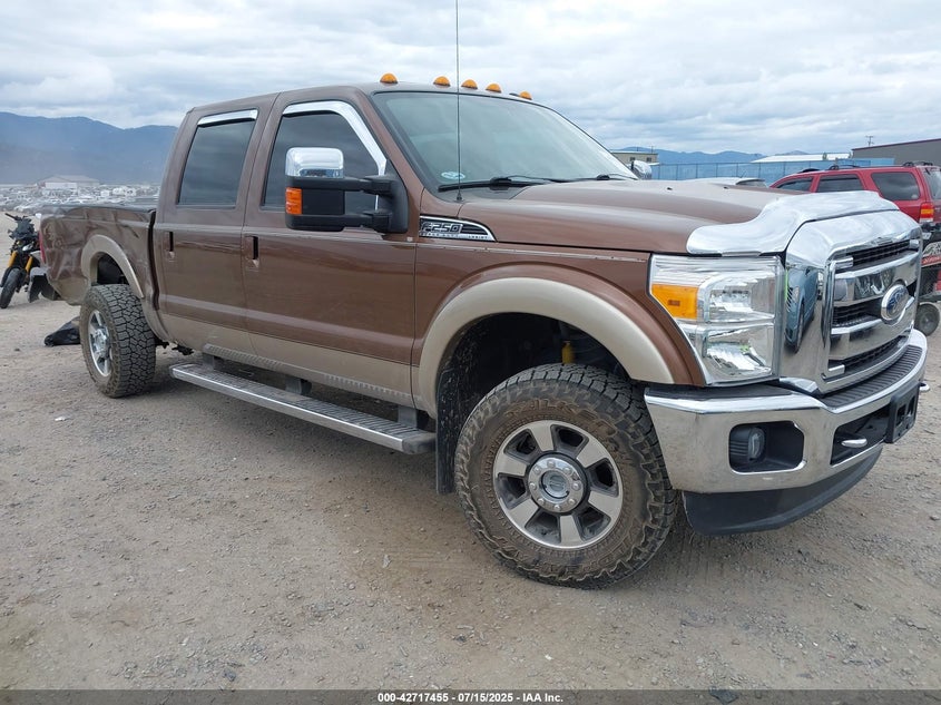 FORD F-250 LARIAT