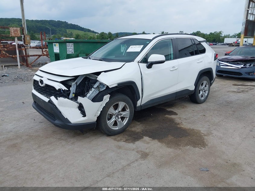 2021 TOYOTA RAV4 XLE - 2T3W1RFV9MW116054