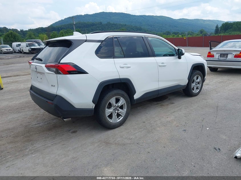2021 TOYOTA RAV4 XLE - 2T3W1RFV9MW116054