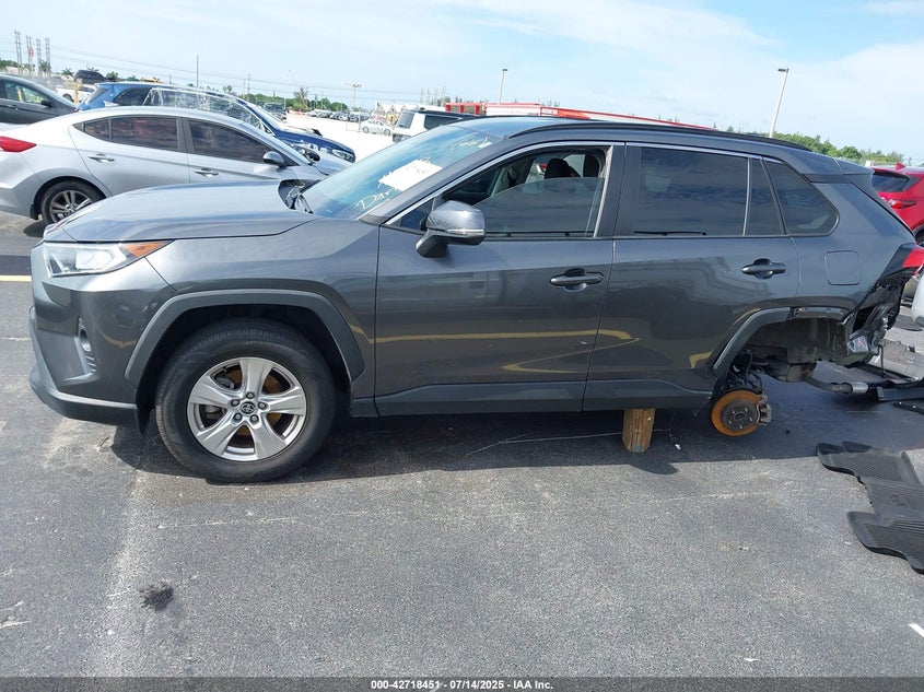 2021 TOYOTA RAV4 XLE - 2T3W1RFV6MC135064