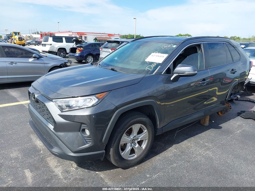 2021 TOYOTA RAV4 XLE - 2T3W1RFV6MC135064