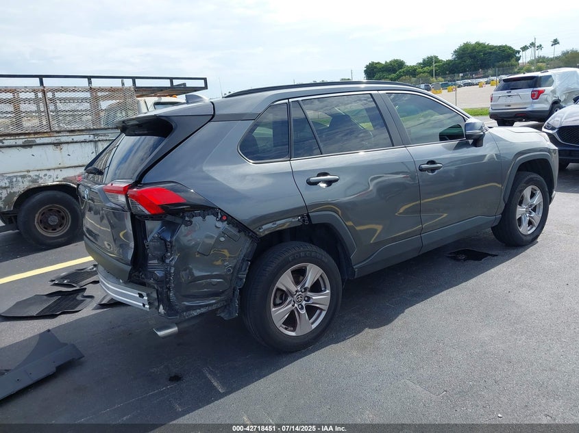 2021 TOYOTA RAV4 XLE - 2T3W1RFV6MC135064
