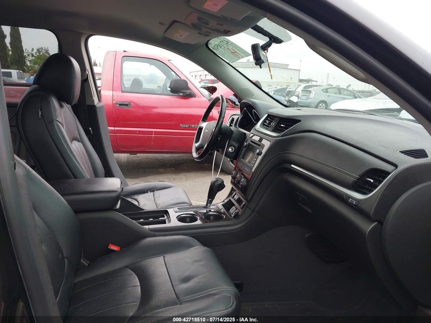 2016 CHEVROLET TRAVERSE LT - 1GNKRGKD9GJ286434