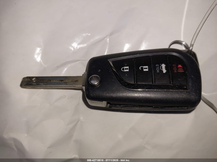 2021 TOYOTA COROLLA LE - 5YFEPMAE8MP170122