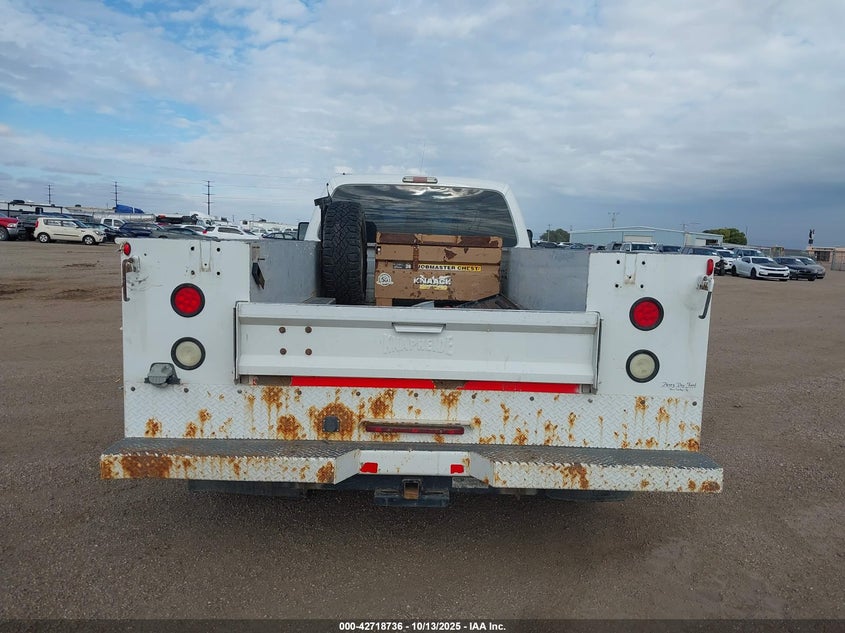 2013 Ford F-350 Chassis Xl VIN: 1FD8W3HT3DEA64930 Lot: 42718736