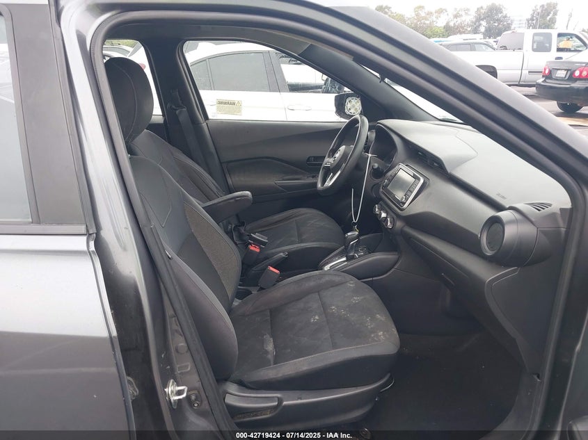 2019 NISSAN KICKS S - 3N1CP5CU9KL565019