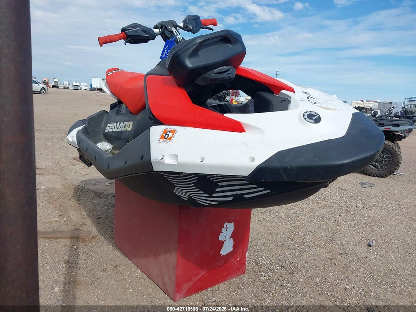 2024 Seadoo Spark black null null YDV52558B424 photo #1