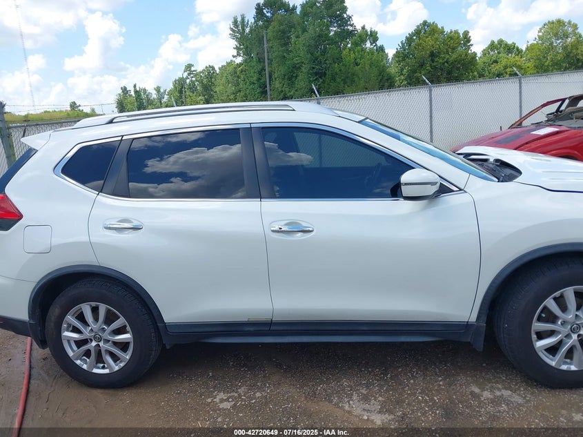 2017 NISSAN ROGUE SV - KNMAT2MT6HP527927