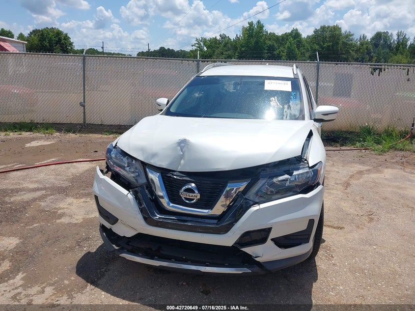 2017 NISSAN ROGUE SV - KNMAT2MT6HP527927