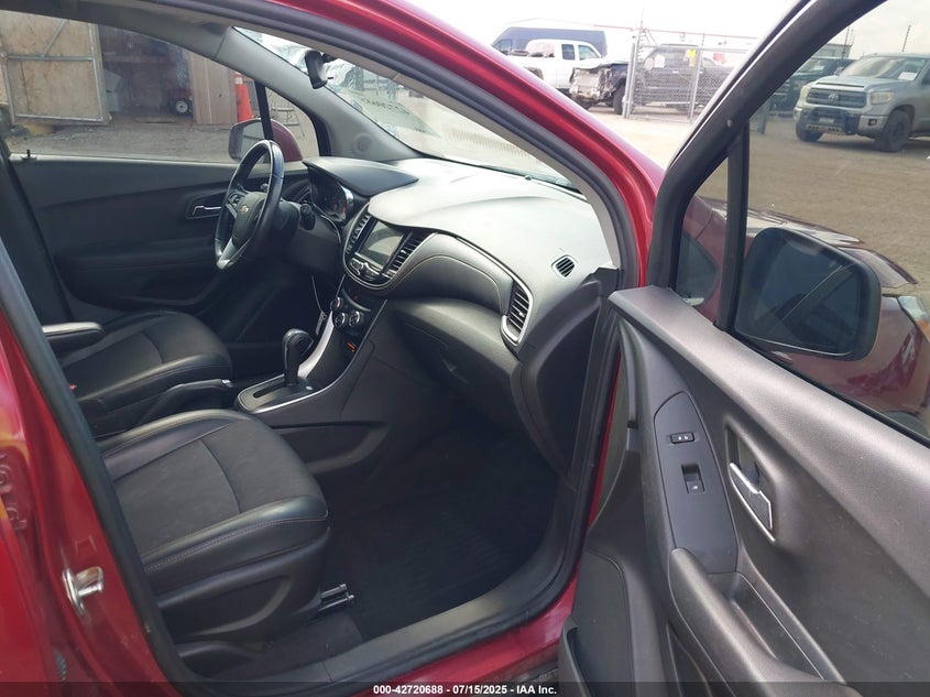 2019 CHEVROLET TRAX LT - 3GNCJLSB3KL192215