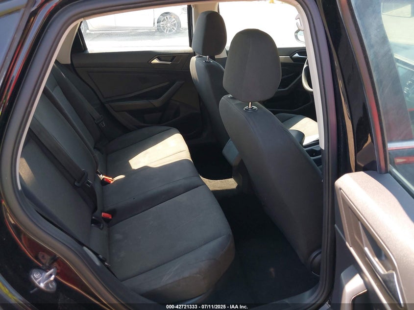 VIN 3VWC57BU4KM129752 2019 VOLKSWAGEN JETTA 1.4T R-LINE/1.4T S/1.4T SE