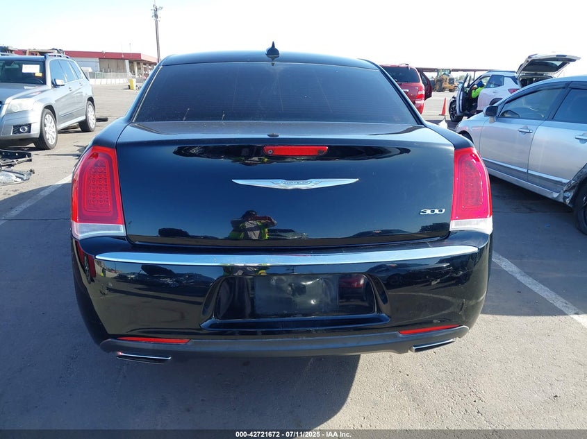 VIN 2C3CCAAG3HH593712 2017 CHRYSLER 300 LIMITED