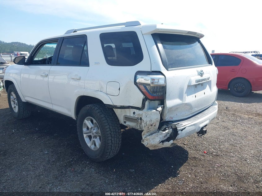 2015 TOYOTA 4RUNNER SR5 - JTEBU5JR2F5270801