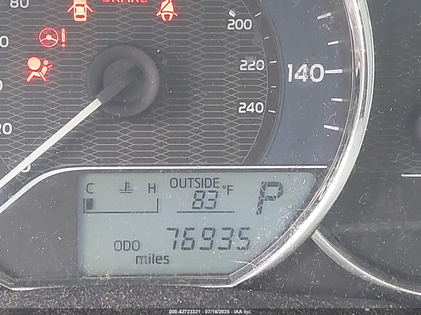 2014 TOYOTA COROLLA LE - 2T1BURHEXEC151894