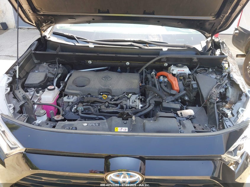 2021 TOYOTA RAV4 HYBRID XLE - JTMRWRFV1MD134866