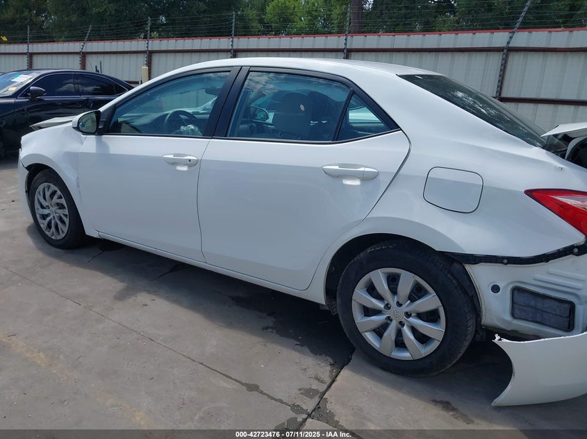 2018 Toyota Corolla Le VIN: 5YFBURHE0JP781627 Lot: 42723476