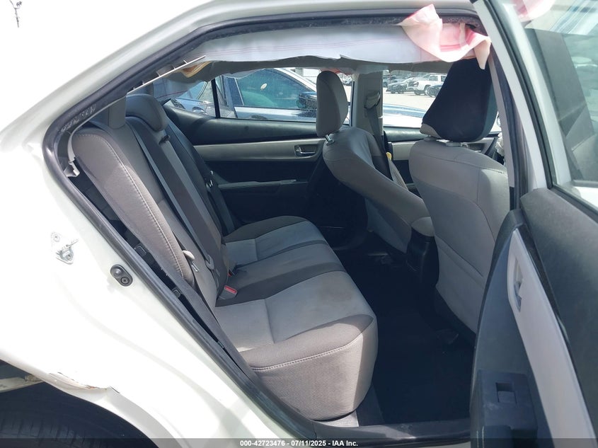 2018 Toyota Corolla Le VIN: 5YFBURHE0JP781627 Lot: 42723476