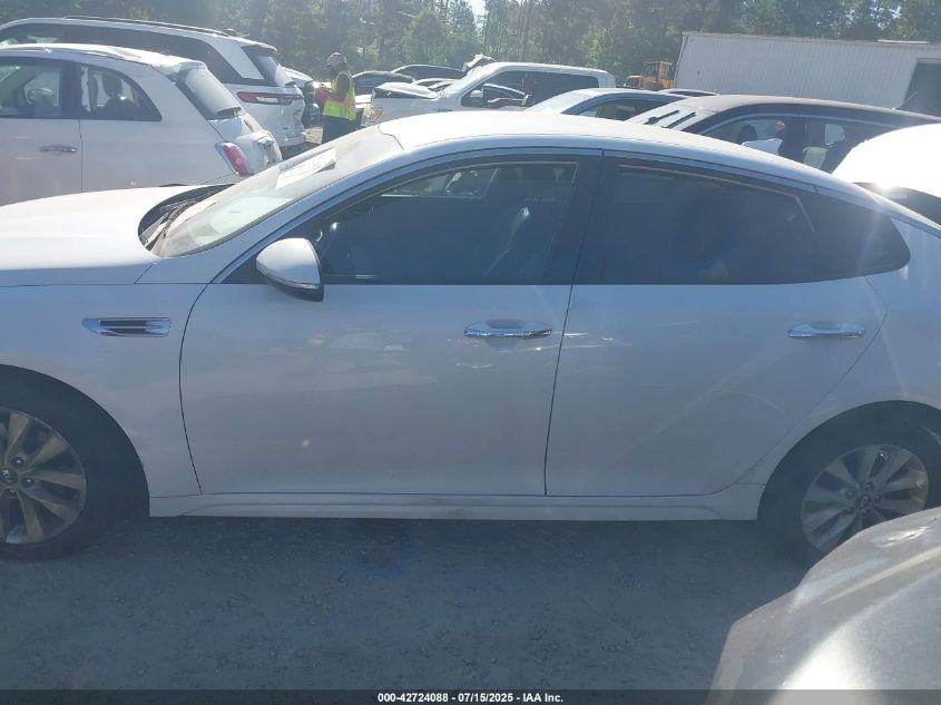 2016 Kia Optima Ex VIN: 5XXGU4L3XGG065768 Lot: 42724088