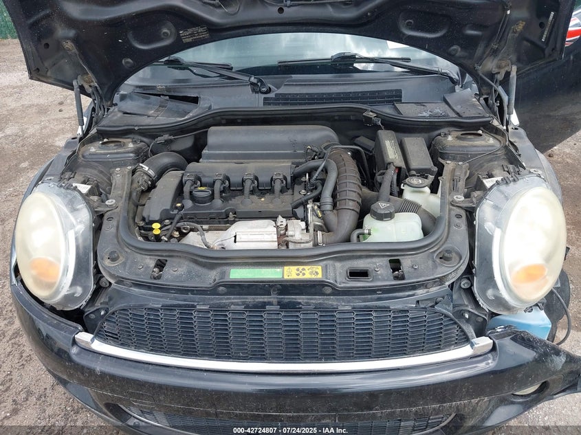 2009 Mini Cooper S VIN: WMWMS33569TG88618 Lot: 42724807