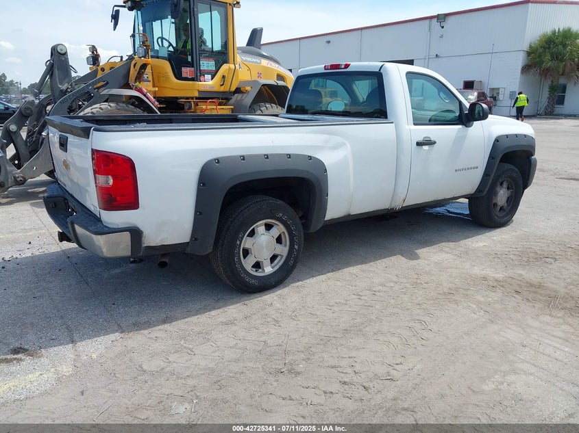 2011 CHEVROLET SILVERADO 1500 VIN: 1GCNCPEX0BZ268072
