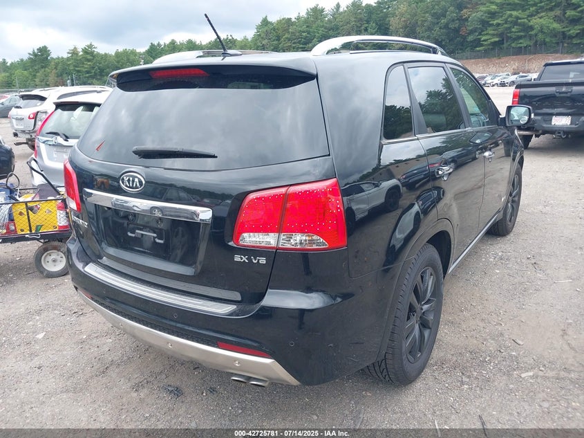2012 KIA SORENTO VIN: 5XYKWDA22CG265645