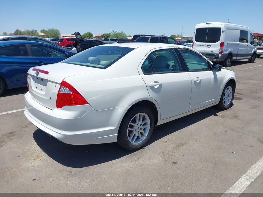 3FAHP0GA0AR423617 2010 FORD FUSION photo no. 4