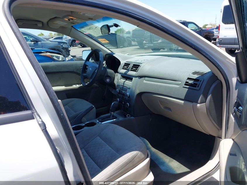 3FAHP0GA0AR423617 2010 FORD FUSION photo no. 5