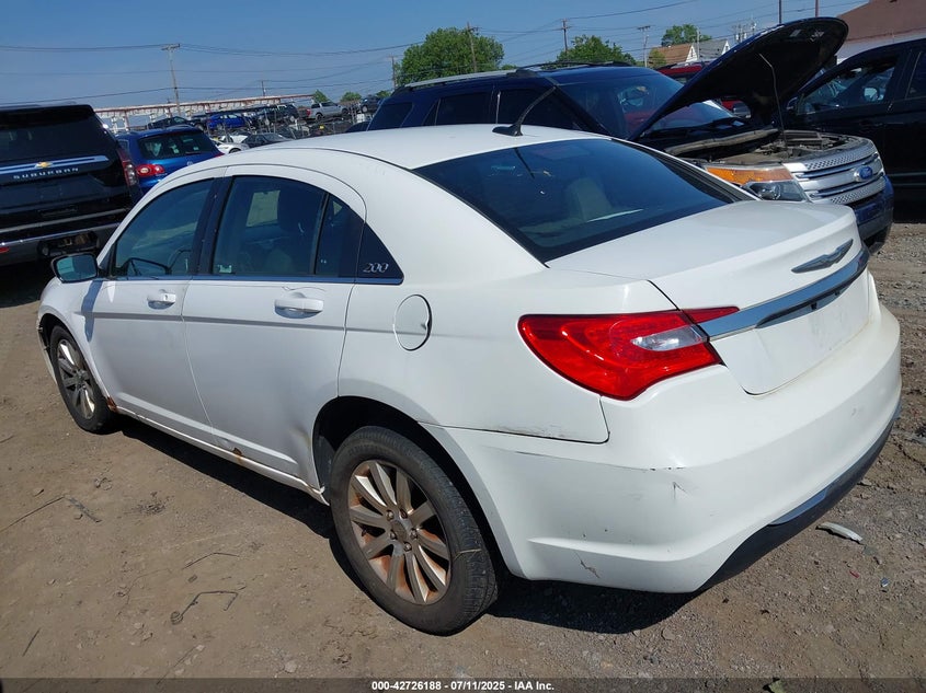 2012 CHRYSLER 200 VIN: 1C3CCBBB8CN120204