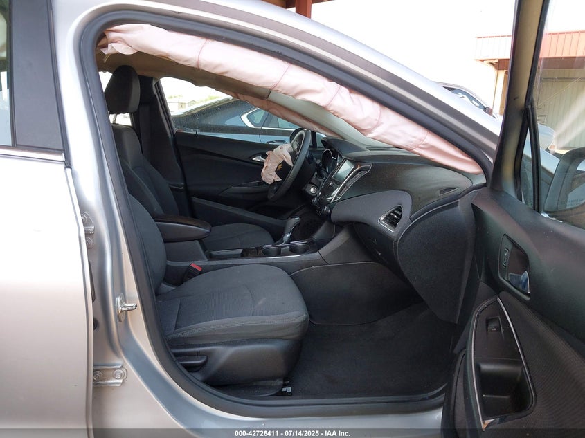 2018 CHEVROLET CRUZE LT AUTO - 3G1BE6SM6JS653786