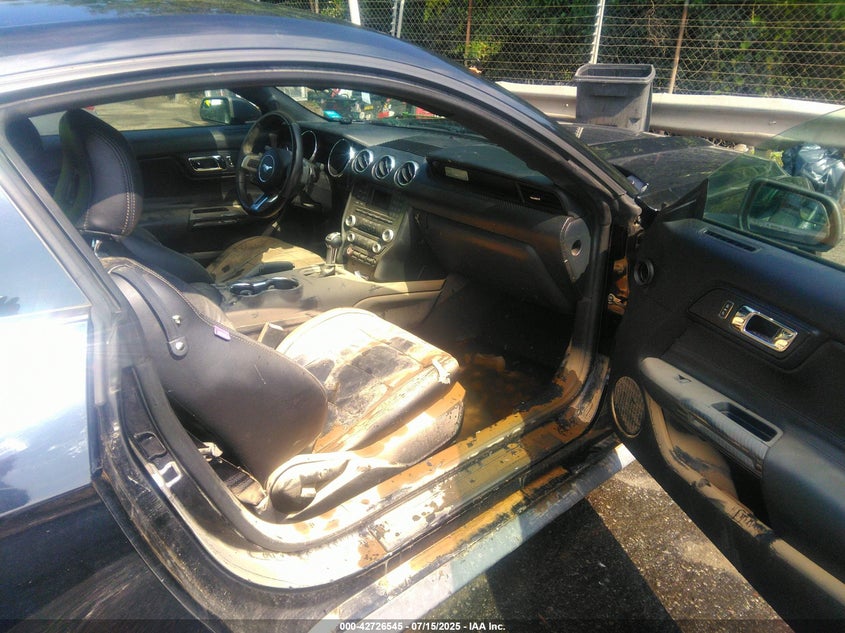 2015 FORD MUSTANG V6 - 1FA6P8AM6F5373681