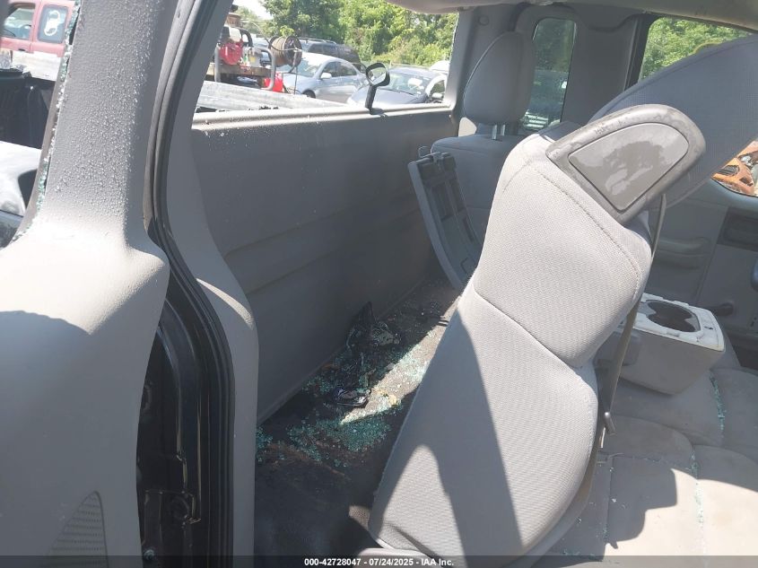 2004 Ford F-150 Stx/Xlt VIN: 1FTRF02W34KD87628 Lot: 42728047