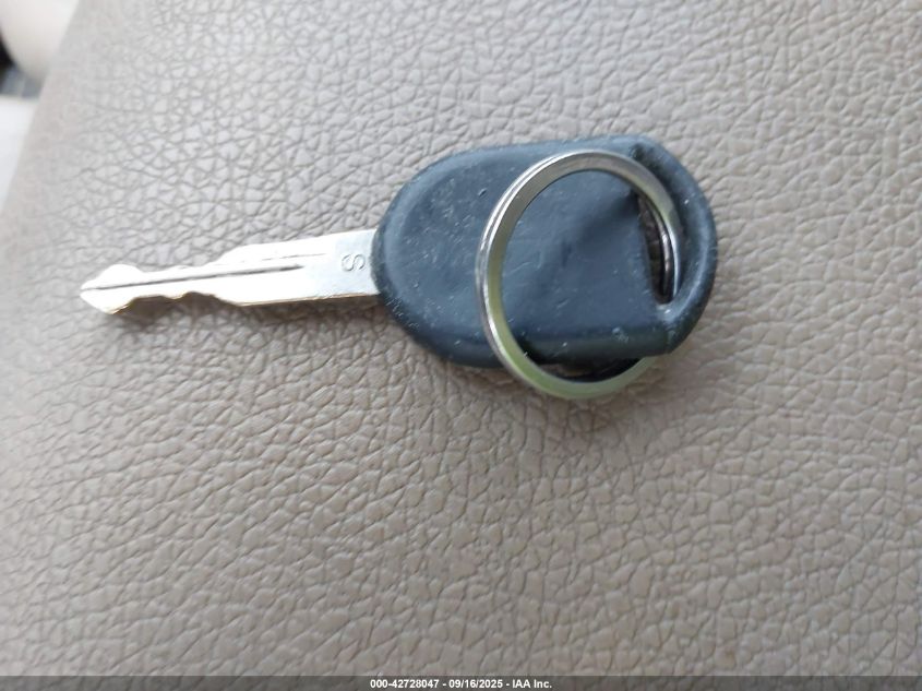 2004 Ford F-150 Stx/Xlt VIN: 1FTRF02W34KD87628 Lot: 42728047