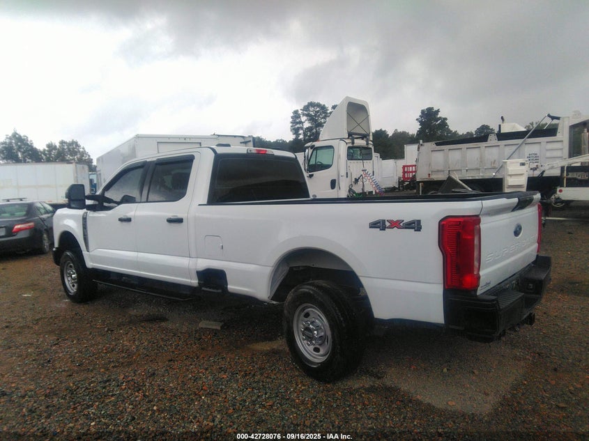 2024 FORD F-350 (VIN: 1FT8W3BA5REC15480