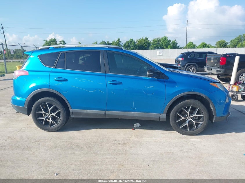 2016 TOYOTA RAV4 SE - 2T3NFREV7GW300427