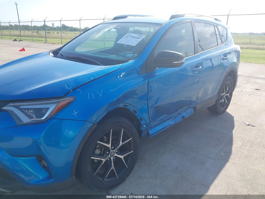 2016 TOYOTA RAV4 SE - 2T3NFREV7GW300427