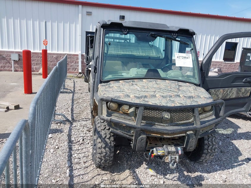 VIN: 1M0865RACJM010352 2018 JOHN DEERE GATOR 850I