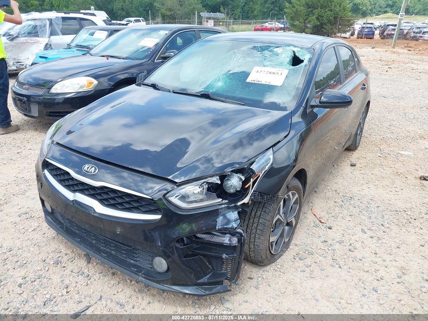 VIN 3KPF24AD6ME412613 2021 KIA FORTE LXS