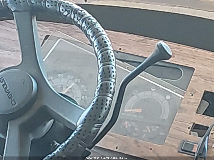 1996 Chevrolet P30 VIN: 1GBLP37JXT3312486 Lot: 42729318