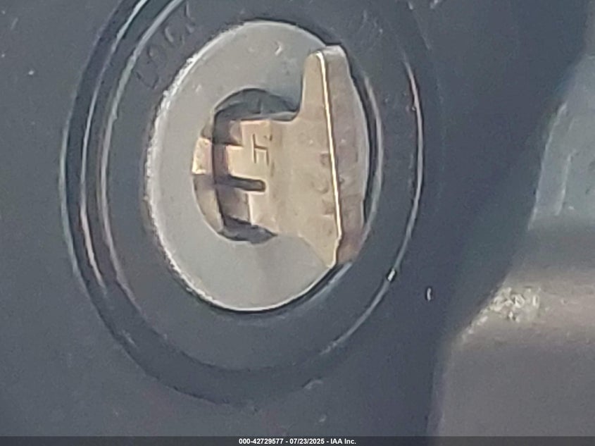 2015 TOYOTA COROLLA LE - 2T1BURHE2FC277278