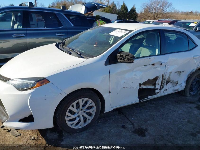 2019 Toyota Corolla Le VIN: 5YFBURHEXKP883714 Lot: 42730049