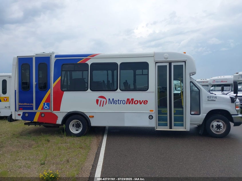 2017 Ford E-450 Cutaway VIN: 1FDFE4FS7HDC67339 Lot: 42731161