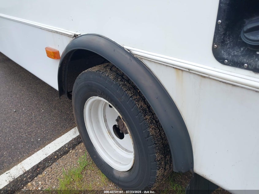 2017 Ford E-450 Cutaway VIN: 1FDFE4FS7HDC67339 Lot: 42731161