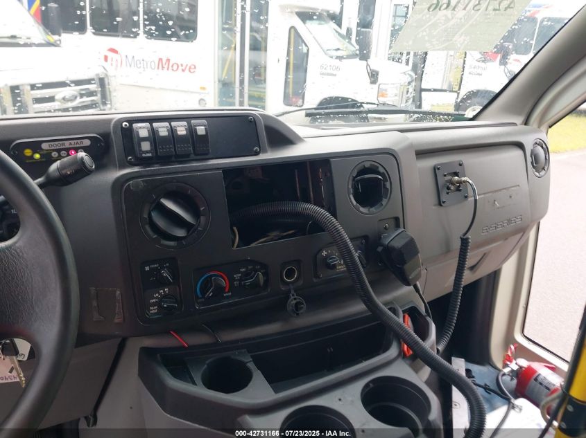 2017 Ford E-450 Cutaway VIN: 1FDFE4FS1HDC77722 Lot: 42731166