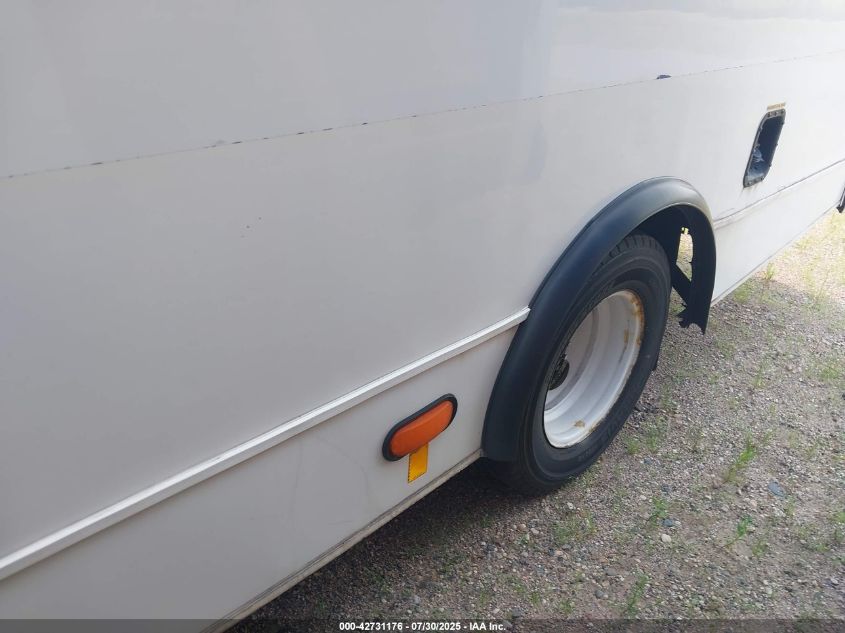 2017 Ford E-450 Cutaway VIN: 1FDFE4FS2HDC77728 Lot: 42731176