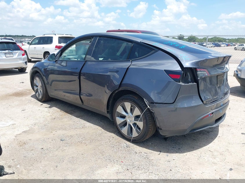 VIN 7SAYGDEEXPF619228 2023 TESLA MODEL Y AWD/LONG RANGE DUAL MOTOR ALL-WHEEL DRIVE